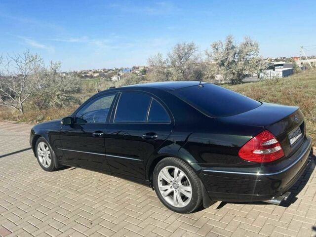 Чорний Мерседес Е-Клас, об'ємом двигуна 3.2 л та пробігом 170 тис. км за 8500 $, фото 4 на Automoto.ua