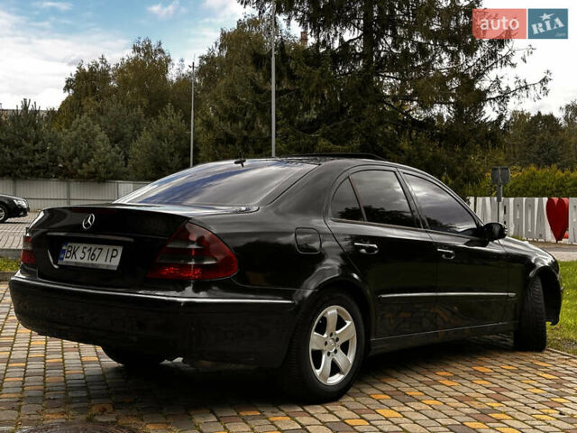 Черный Мерседес Е-Класс, объемом двигателя 2.7 л и пробегом 350 тыс. км за 5850 $, фото 18 на Automoto.ua