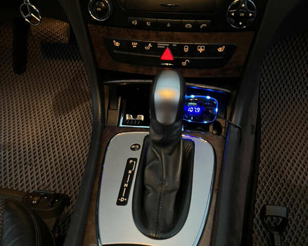 Чорний Мерседес Е-Клас, об'ємом двигуна 2.69 л та пробігом 314 тис. км за 7500 $, фото 15 на Automoto.ua