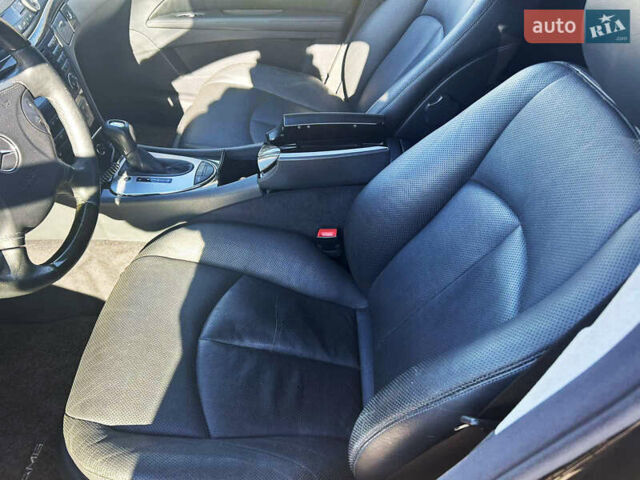 Чорний Мерседес Е-Клас, об'ємом двигуна 3.2 л та пробігом 170 тис. км за 8500 $, фото 14 на Automoto.ua