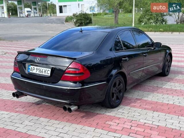 Черный Мерседес Е-Класс, объемом двигателя 2.6 л и пробегом 380 тыс. км за 5750 $, фото 6 на Automoto.ua