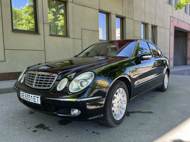 Черный Мерседес Е-Класс, объемом двигателя 2.4 л и пробегом 299 тыс. км за 6500 $, фото 7 на Automoto.ua