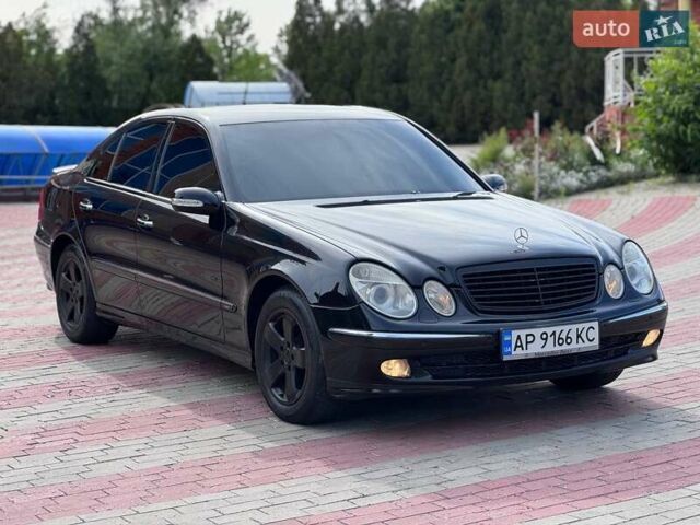 Черный Мерседес Е-Класс, объемом двигателя 2.6 л и пробегом 380 тыс. км за 5750 $, фото 3 на Automoto.ua