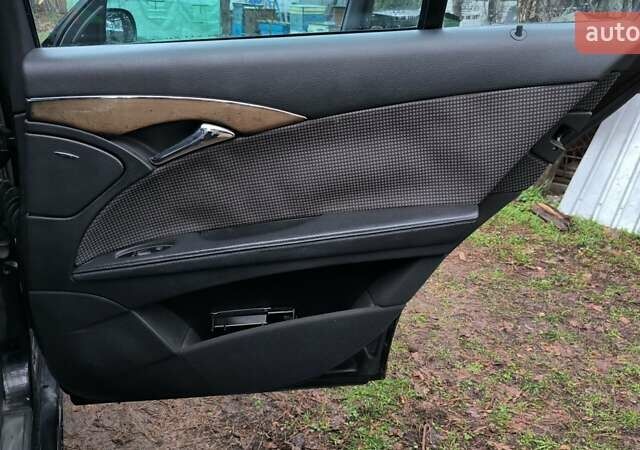 Чорний Мерседес Е-Клас, об'ємом двигуна 2.69 л та пробігом 348 тис. км за 6200 $, фото 27 на Automoto.ua