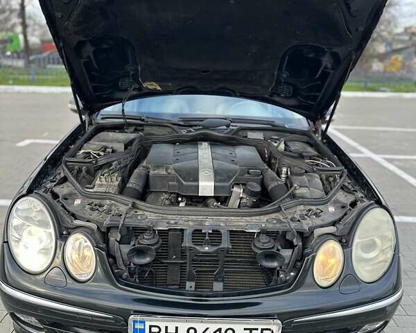 Черный Мерседес Е-Класс, объемом двигателя 3.2 л и пробегом 243 тыс. км за 4699 $, фото 10 на Automoto.ua