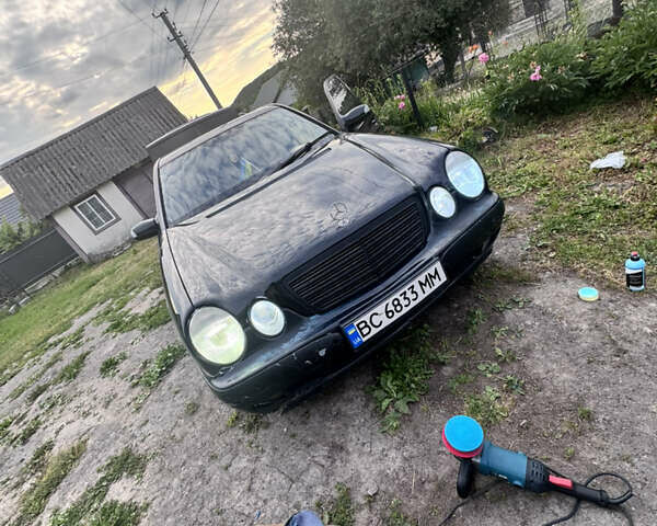 Мерседес Е-Класс 2002 в Золочев на Automoto.ua Черный Мерседес Е-Класс, объемом двигателя 2 л и пробегом 407 тыс. км за 3800 $, фото 6 на Automoto.ua