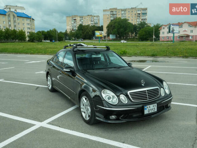 Черный Мерседес Е-Класс, объемом двигателя 4.97 л и пробегом 300 тыс. км за 9300 $, фото 1 на Automoto.ua
