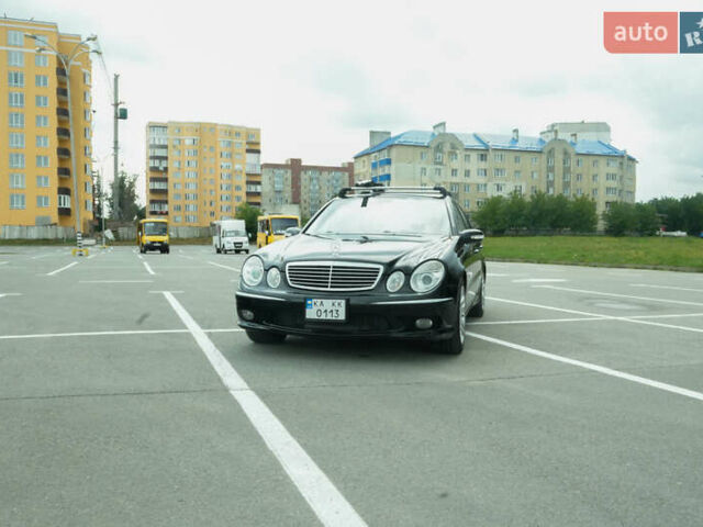 Черный Мерседес Е-Класс, объемом двигателя 4.97 л и пробегом 300 тыс. км за 9300 $, фото 4 на Automoto.ua