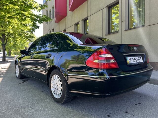 Черный Мерседес Е-Класс, объемом двигателя 2.4 л и пробегом 299 тыс. км за 6500 $, фото 5 на Automoto.ua