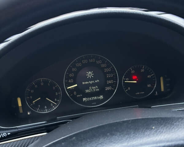 Чорний Мерседес Е-Клас, об'ємом двигуна 2.69 л та пробігом 326 тис. км за 5200 $, фото 9 на Automoto.ua