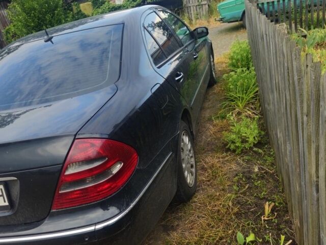 Чорний Мерседес Е-Клас, об'ємом двигуна 2.7 л та пробігом 428 тис. км за 7200 $, фото 3 на Automoto.ua