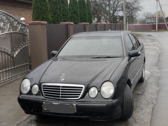 Чорний Мерседес Е-Клас, об'ємом двигуна 0 л та пробігом 380 тис. км за 3900 $, фото 3 на Automoto.ua