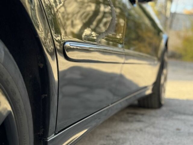 Мерседес Е-Класс 2002 в Днепре (Днепропетровске) на Automoto.ua Черный Мерседес Е-Класс, объемом двигателя 1.8 л и пробегом 250 тыс. км за 5999 $, фото 7 на Automoto.ua