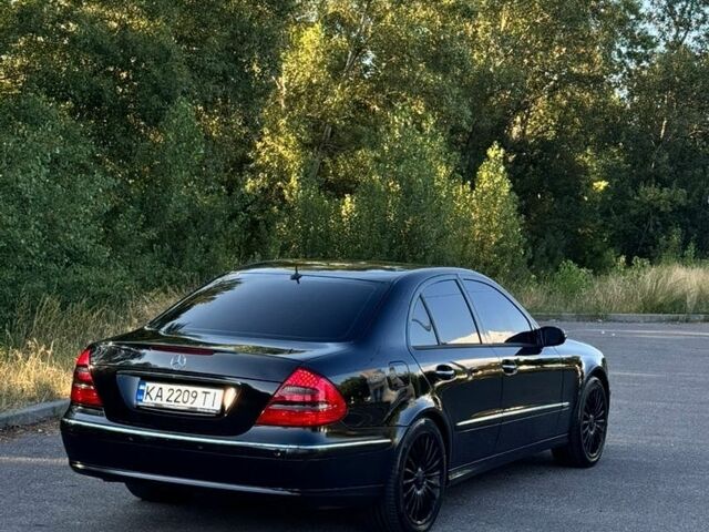 Чорний Мерседес Е-Клас, об'ємом двигуна 2.6 л та пробігом 339 тис. км за 4700 $, фото 4 на Automoto.ua