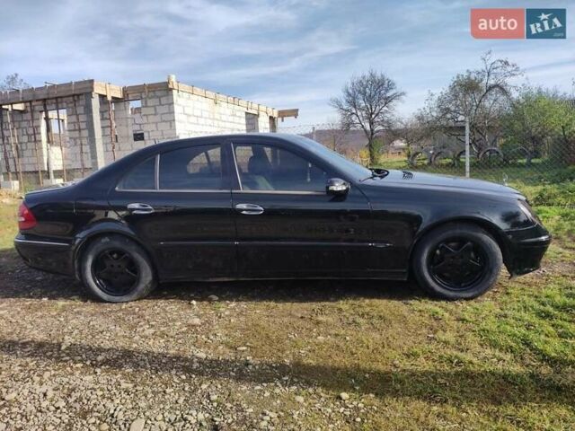 Черный Мерседес Е-Класс, объемом двигателя 1.8 л и пробегом 340 тыс. км за 5100 $, фото 1 на Automoto.ua