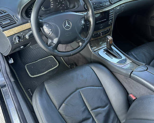 Чорний Мерседес Е-Клас, об'ємом двигуна 2.15 л та пробігом 289 тис. км за 6300 $, фото 19 на Automoto.ua