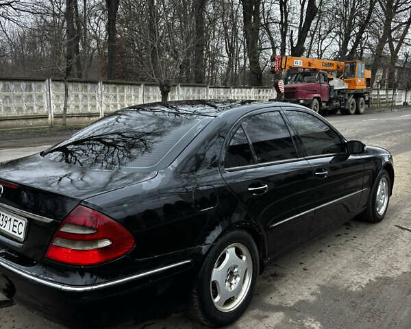 Чорний Мерседес Е-Клас, об'ємом двигуна 2.69 л та пробігом 326 тис. км за 5200 $, фото 4 на Automoto.ua