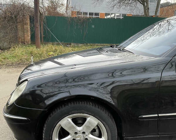 Черный Мерседес Е-Класс, объемом двигателя 2.7 л и пробегом 320 тыс. км за 5450 $, фото 8 на Automoto.ua