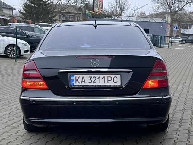 Черный Мерседес Е-Класс, объемом двигателя 2.4 л и пробегом 450 тыс. км за 4700 $, фото 5 на Automoto.ua