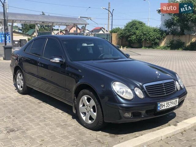 Мерседес Е-Класс 2002 в Одессе на Automoto.ua Черный Мерседес Е-Класс, объемом двигателя 2.4 л и пробегом 340 тыс. км за 5500 $, фото 1 на Automoto.ua
