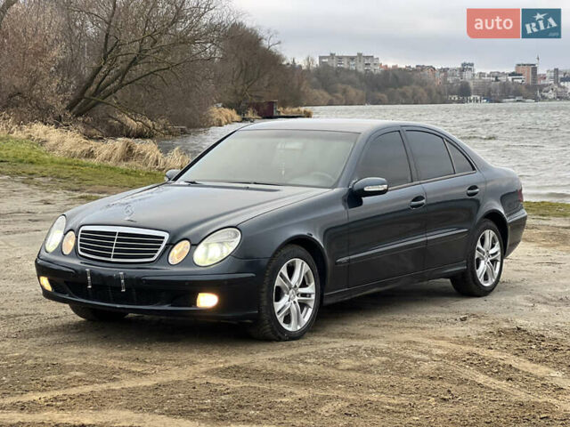 Черный Мерседес Е-Класс, объемом двигателя 2.7 л и пробегом 400 тыс. км за 6900 $, фото 4 на Automoto.ua