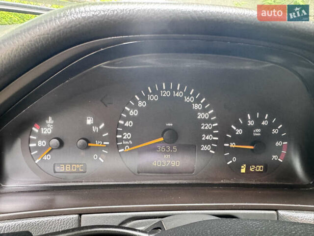 Мерседес Е-Класс 2002 в Золочев на Automoto.ua Черный Мерседес Е-Класс, объемом двигателя 2 л и пробегом 407 тыс. км за 3800 $, фото 5 на Automoto.ua