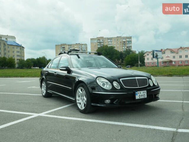 Черный Мерседес Е-Класс, объемом двигателя 4.97 л и пробегом 300 тыс. км за 9300 $, фото 5 на Automoto.ua