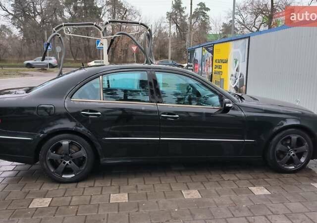 Чорний Мерседес Е-Клас, об'ємом двигуна 2.69 л та пробігом 348 тис. км за 6200 $, фото 3 на Automoto.ua