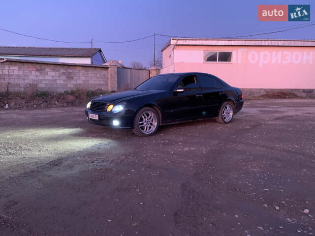 Черный Мерседес Е-Класс, объемом двигателя 2.7 л и пробегом 400 тыс. км за 7299 $, фото 15 на Automoto.ua