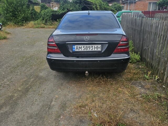Черный Мерседес Е-Класс, объемом двигателя 0 л и пробегом 428 тыс. км за 7200 $, фото 1 на Automoto.ua