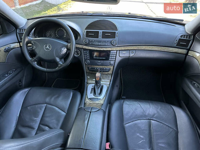 Чорний Мерседес Е-Клас, об'ємом двигуна 2.15 л та пробігом 289 тис. км за 6300 $, фото 18 на Automoto.ua