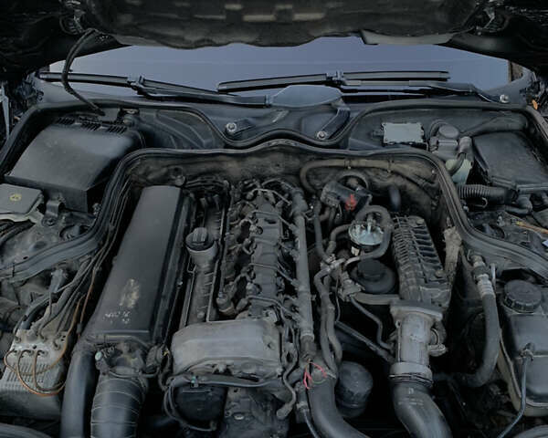 Чорний Мерседес Е-Клас, об'ємом двигуна 2.7 л та пробігом 400 тис. км за 3400 $, фото 13 на Automoto.ua