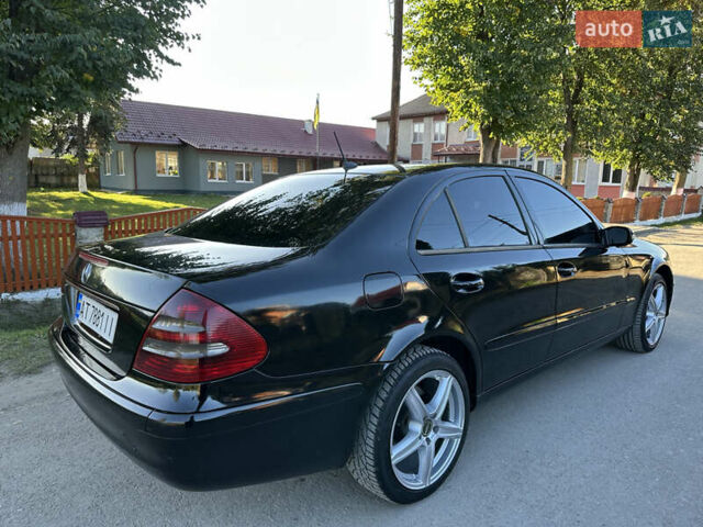 Черный Мерседес Е-Класс, объемом двигателя 2.2 л и пробегом 325 тыс. км за 5800 $, фото 11 на Automoto.ua