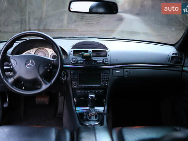 Чорний Мерседес Е-Клас, об'ємом двигуна 5 л та пробігом 320 тис. км за 12000 $, фото 8 на Automoto.ua