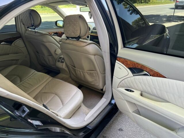 Черный Мерседес Е-Класс, объемом двигателя 2.4 л и пробегом 299 тыс. км за 6500 $, фото 17 на Automoto.ua