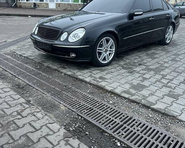 Чорний Мерседес Е-Клас, об'ємом двигуна 2.7 л та пробігом 400 тис. км за 7000 $, фото 4 на Automoto.ua