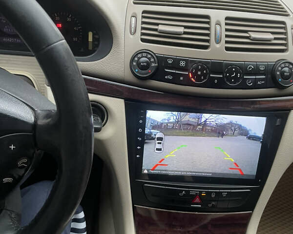 Черный Мерседес Е-Класс, объемом двигателя 2.15 л и пробегом 466 тыс. км за 8200 $, фото 13 на Automoto.ua