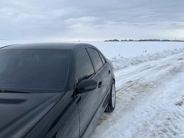 Чорний Мерседес Е-Клас, об'ємом двигуна 3.2 л та пробігом 378 тис. км за 7600 $, фото 1 на Automoto.ua