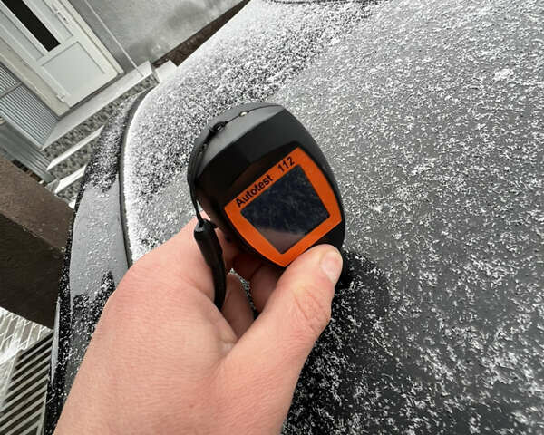 Черный Мерседес Е-Класс, объемом двигателя 2.7 л и пробегом 200 тыс. км за 7750 $, фото 88 на Automoto.ua