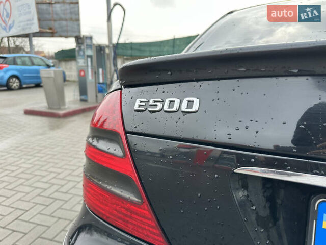 Чорний Мерседес Е-Клас, об'ємом двигуна 5 л та пробігом 250 тис. км за 8000 $, фото 9 на Automoto.ua