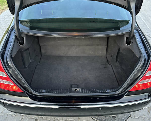 Мерседес Е-Класс 2003 в Дунаевцах на Automoto.ua Черный Мерседес Е-Класс, объемом двигателя 1.8 л и пробегом 265 тыс. км за 6400 $, фото 7 на Automoto.ua