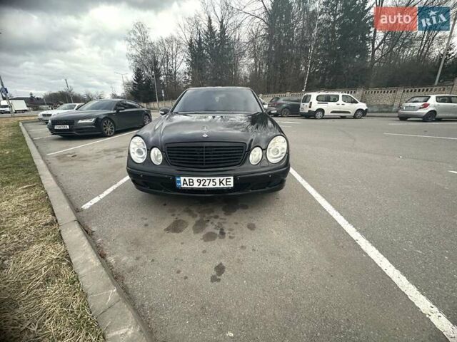 Черный Мерседес Е-Класс, объемом двигателя 3.2 л и пробегом 483 тыс. км за 5500 $, фото 9 на Automoto.ua