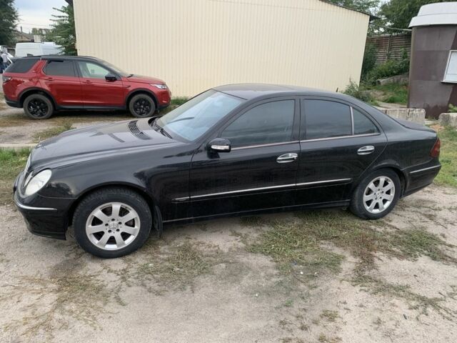 Чорний Мерседес Е-Клас, об'ємом двигуна 1.8 л та пробігом 3 тис. км за 5000 $, фото 1 на Automoto.ua