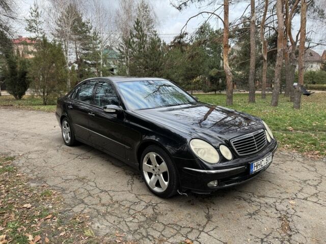 Черный Мерседес Е-Класс, объемом двигателя 3.2 л и пробегом 340 тыс. км за 2850 $, фото 7 на Automoto.ua