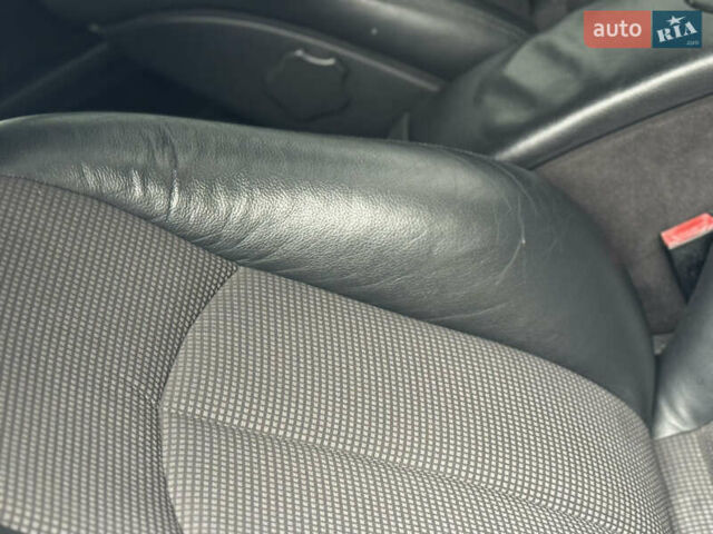 Черный Мерседес Е-Класс, объемом двигателя 1.8 л и пробегом 220 тыс. км за 6750 $, фото 17 на Automoto.ua