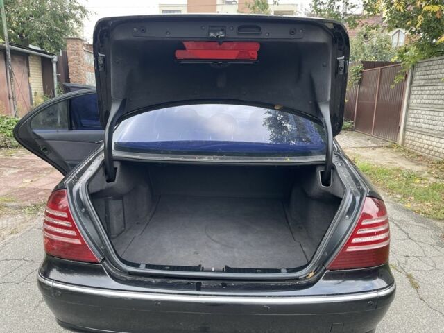 Чорний Мерседес Е-Клас, об'ємом двигуна 1.8 л та пробігом 300 тис. км за 4999 $, фото 8 на Automoto.ua