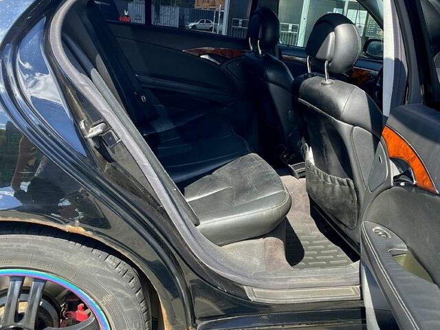 Мерседес Е-Класс 2003 в Полтаве на Automoto.ua Черный Мерседес Е-Класс, объемом двигателя 1.8 л и пробегом 340 тыс. км за 6200 $, фото 10 на Automoto.ua