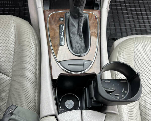 Черный Мерседес Е-Класс, объемом двигателя 3.22 л и пробегом 401 тыс. км за 6600 $, фото 33 на Automoto.ua