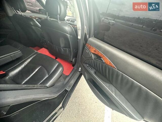 Черный Мерседес Е-Класс, объемом двигателя 3.2 л и пробегом 483 тыс. км за 5500 $, фото 30 на Automoto.ua