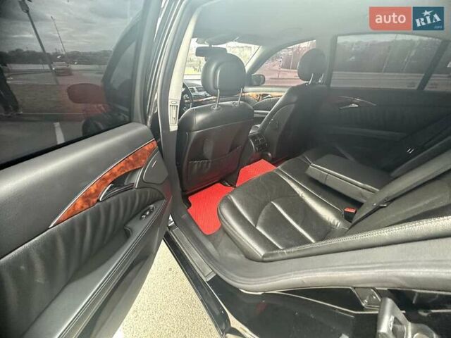 Черный Мерседес Е-Класс, объемом двигателя 3.2 л и пробегом 483 тыс. км за 5500 $, фото 33 на Automoto.ua